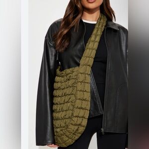 Quilted Cutie Nylon Blend Sporty Tote Bag - Olive NWOT